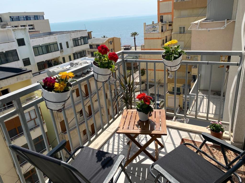 Gold Key Apartments, Durres Beach Экстерьер фото