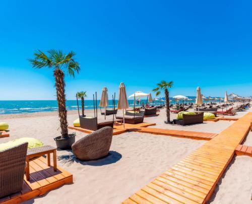 Gold Key Apartments, Durres Beach Экстерьер фото